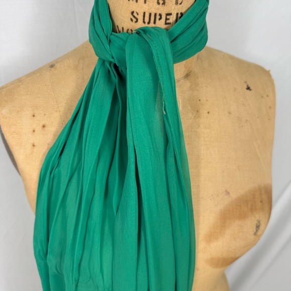 Green Scarf 10" x 71" No Tags - Picture 2 of 7